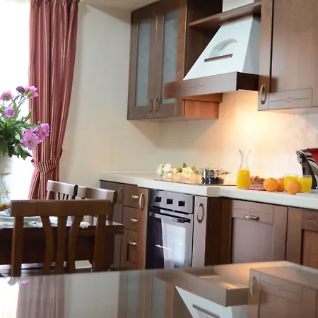 Luxury Homes Ovidiu 3* 马马亚
