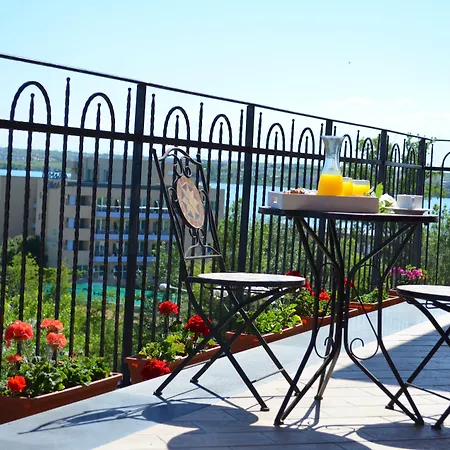 Luxury Homes Ovidiu 公寓式酒店 3*
