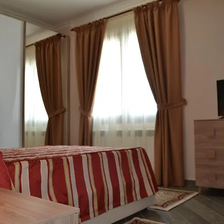 Luxury Homes Ovidiu 马马亚