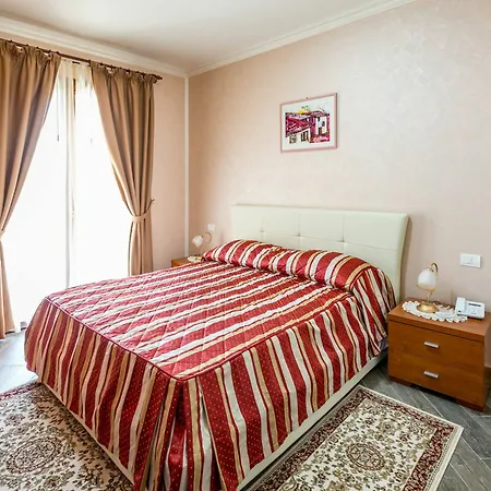 Aparthotel Luxury Homes Ovidiu 3*