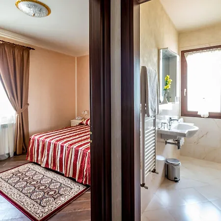 Luxury Homes Ovidiu Aparthotel 3*