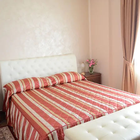 Luxury Homes Ovidiu 3*