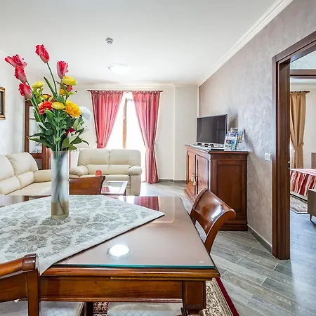 Luxury Homes Ovidiu Aparthotel Mamaia