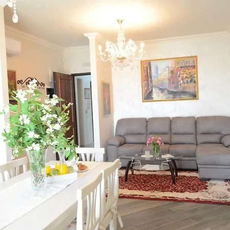 Luxury Homes Ovidiu