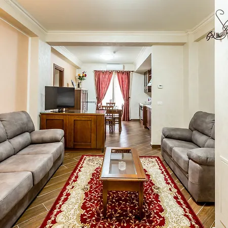 Luxury Homes Ovidiu Aparthotel 3*